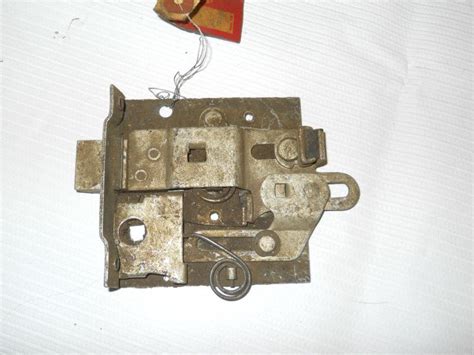 Find 1938 1939 1940 Ford Door Locklatch Nos Left Hand 01a 7326412 In