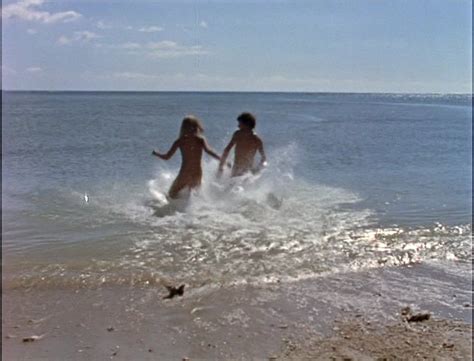 Véronique Jannot nude pics page