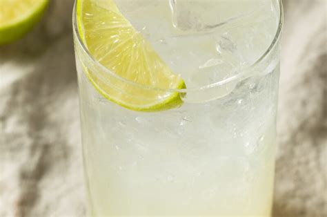 Classic Lime Cocktails For Spring Insanely Good