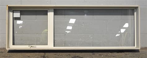 Off White Aluminium Single Awning Landscape Window H600mm X W1800mm