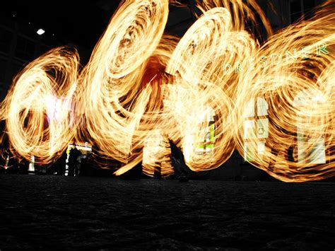 Fire juggling 3 by Vlad1982 on DeviantArt