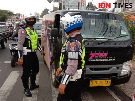 Polisi Bakal Tindak Travel Gelap Yang Angkut Pemudik Depok