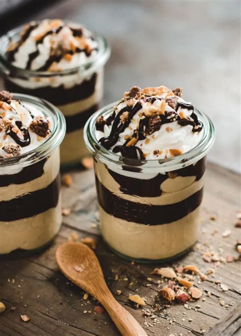 9 Delightful Mason Jar Desserts Your Guests Will Love Parade