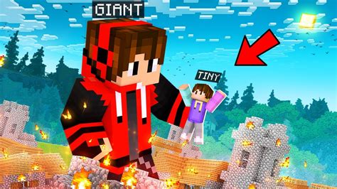 I Became Giant In Minecraft Youtube