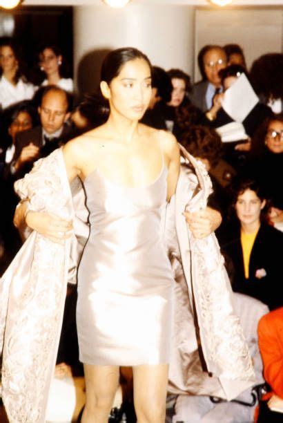 Anna Bayle Runway Fashion Fashion Models High Fashion 90s Models