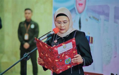 Jawa Barat Bupati Nina Lantik Dan Ambil Sumpah Pejabat Di Lingkup