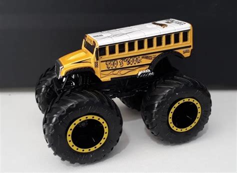 Hot Wheels Monster Jam Truck Too S Cool Monstertruck 9 Cm Schaal 1 64 Bol