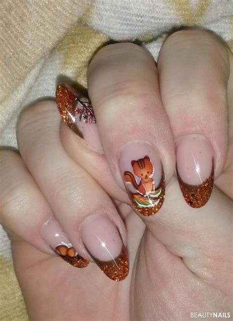 Herbstnägel Nageldesign 100 Bilder 2025 Herbst Nailart Galerie