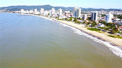 Novos testes do IMA confirmam balneabilidade da praia de Balneário Piçarras