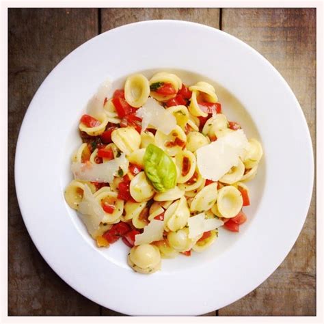 Ma cuisine à moi Orecchiette aux tomates crues