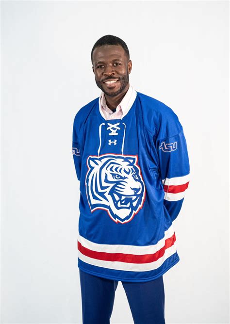 Tennessee State unveils 1st hockey jersey for HBCU team | American ...