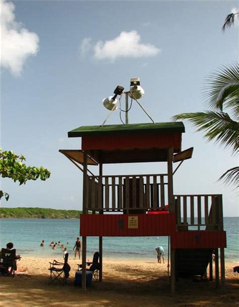 Seven Seas Beach, Fajardo, Puerto Rico | BoricuaOnline.com