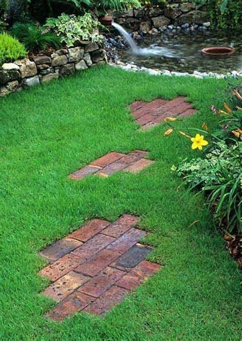 Newest Stepping Stone Pathway Ideas For Your Garden 06 Lovahomy