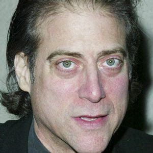 Richard Lewis - Bio, Facts, Family | Famous Birthdays