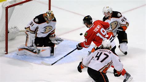 Jonathan Toews Nets Ot Winner To Lift Blackhawks Over Slumping Ducks