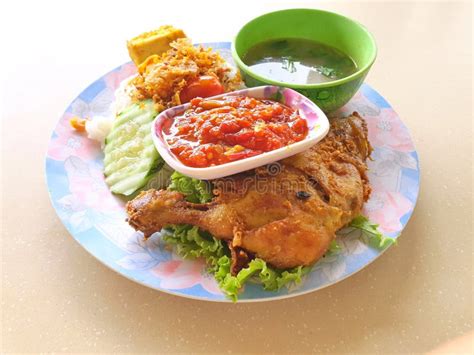 Singapore Nasi Ayam penyet stock image. Image of penyet - 269411987