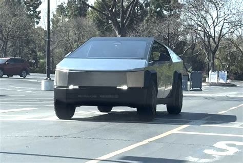 Tesla Cybertruck With No Mega Wiper Spotted Near California HQ Motor