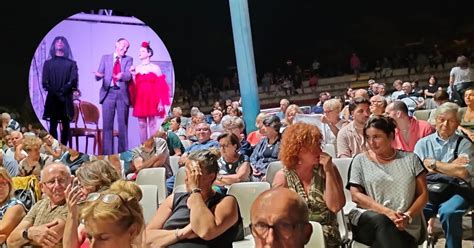 Macerata La Compagnia Leonina In Scena Al Val Di Chienti Con La