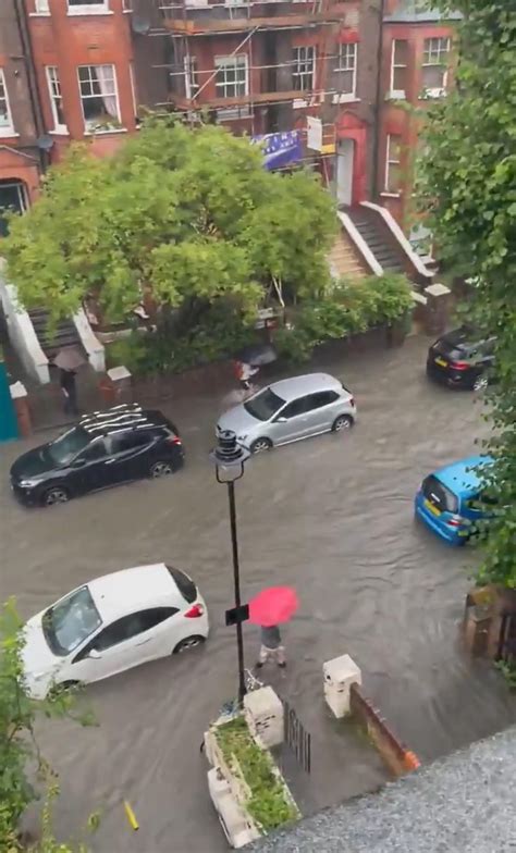 London Flooding Travel Chaos And Homes Evacuated As Heavy Rain Sparks