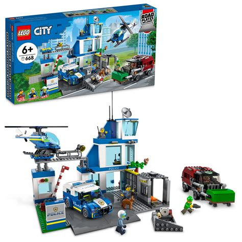 LEGO City Police Station with Van, Garbage Truck & Helicopter Toy 60316 ...