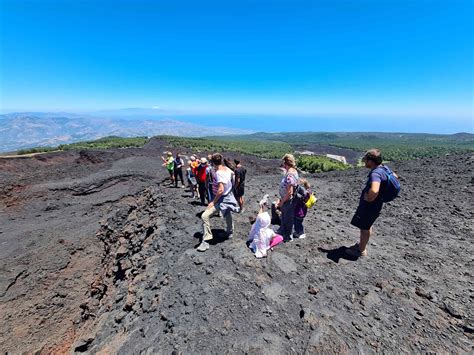 Escursione Crateri Trekking Etna Pianoprovenzana It