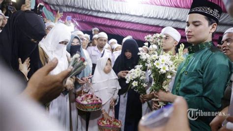 Femma Istri Ke 3 Ustad Arifin Ilham Penuhi Janji Datangi Makam