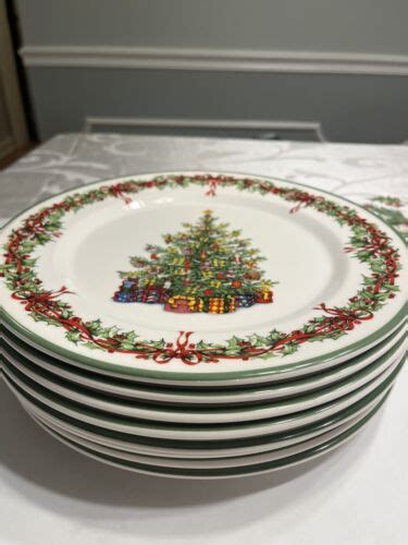 Christopher Radko Traditions Holiday Celebration Dinner Plates