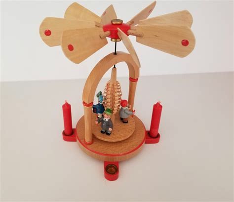 German Christmas Pyramids - Light and Movement Brighten Your Holidays