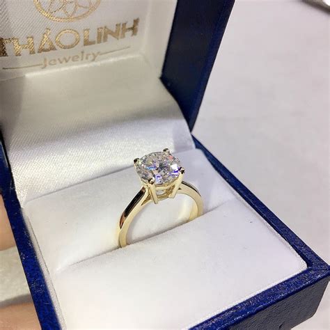 Nhẫn nữ vàng tây 18K đính Moissanite NN10526