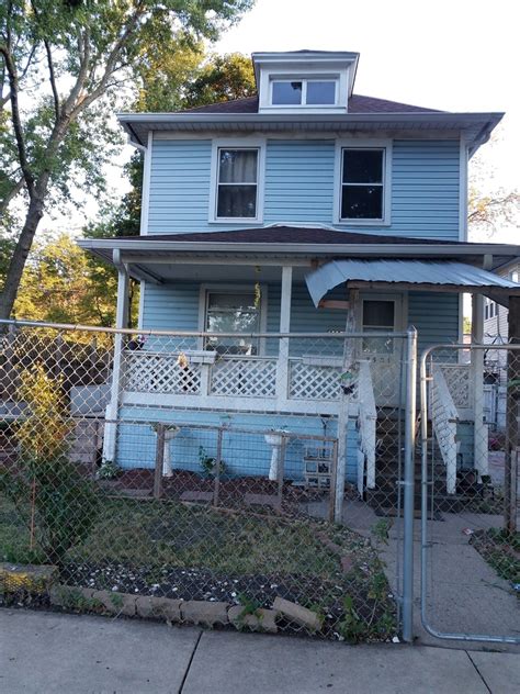 3301 W 63rd Pl Chicago Il 60629 Mls 09832423 Redfin