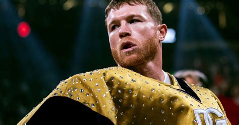 Canelo Álvarez presumió su ostentosa colección de autos Ferrari Olé USA