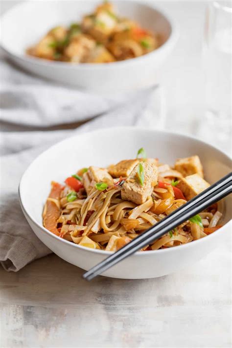 Easy Vegan Drunken Noodles Recipe Pad Kee Mao Delish Knowledge