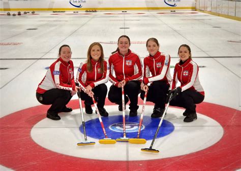 Meet the Team – National Women’s Team – English Curling Association