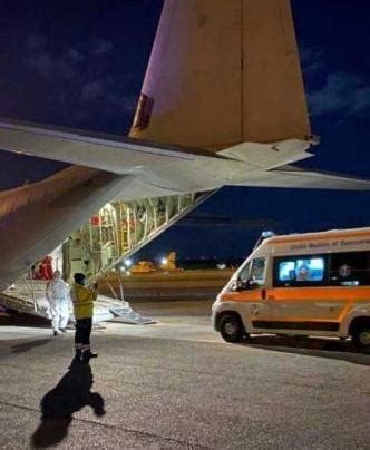 Covid Bimba Di Anni Trasportata Da Lamezia A Roma Ambulanza Su C