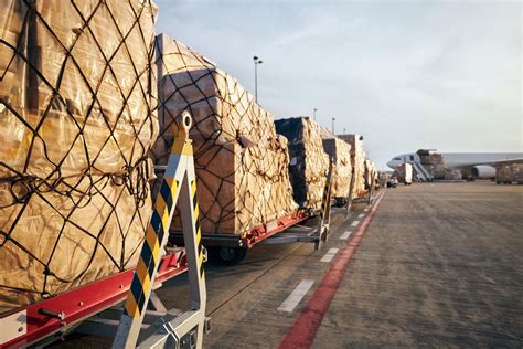 Co To Jest Transport Lotniczy I Jakie Ma Znaczenie S O S Dla Gospodarki