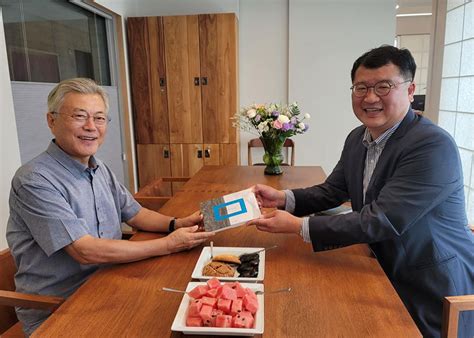 “아직도 냉전적 사고서” 윤석열 정부 대북 정책 기조 비판한 문 전 대통령 민중의소리