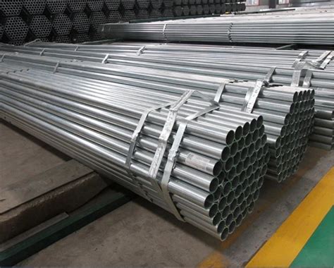 Astm A Gi Spcc Seamless Square Hot Dipped Galvanized Steel Pipe