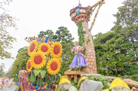 2023 tokyo disneyland resort disney harmony in color parade tangled ...