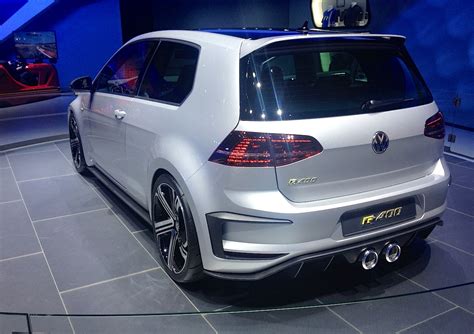 Vw Golf R Concept Pushing The Limits Of The Hot Hatch La Debut