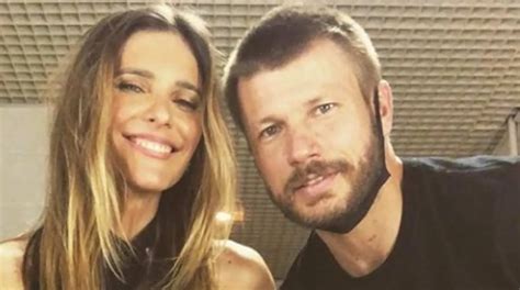 Fernanda Lima mostra o rosto da filha de 11 meses é a sua cara