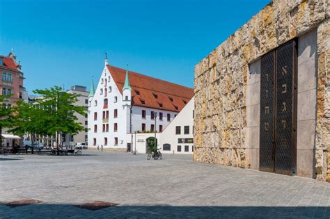 Skip The Line Jewish Museum Jewish Quarter Guided Tour