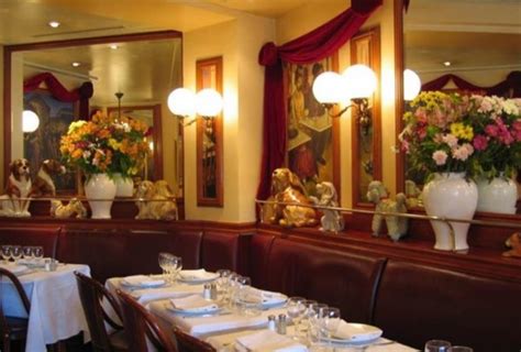 The 7 Oldest Restaurants in Paris You Have To Try!