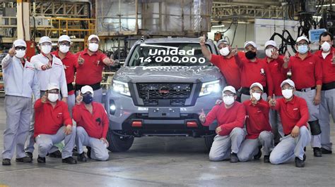 Nissan Celebra Millones De Unidades Producidas En M Xico