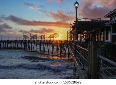 Sunset Redondo Beach Pier Los Angeles Stock Photo 1586828692 | Shutterstock