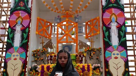 Así se ve la Mega Ofrenda Altar de Altares del Zócalo capitalino El