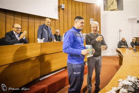 Sala Piena E Applausi Per I Campioni Alla Festa Dell Atletica A