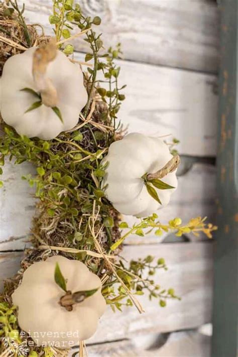 How To Make A Simple And Beautiful Diy Pinecone Wreath Reinvented