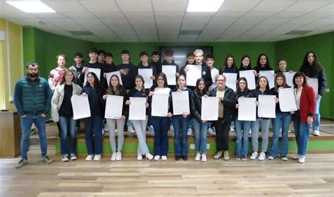 Alumnado del Colegio Sagrado Corazón de Ribadeo organiza un sorteo