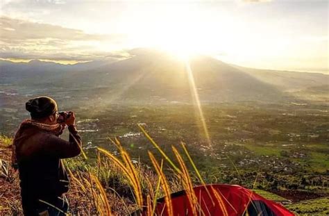 Menikmati Sunrise Dan Sunset Destinasi Wisata Alam Di Bogor Yang