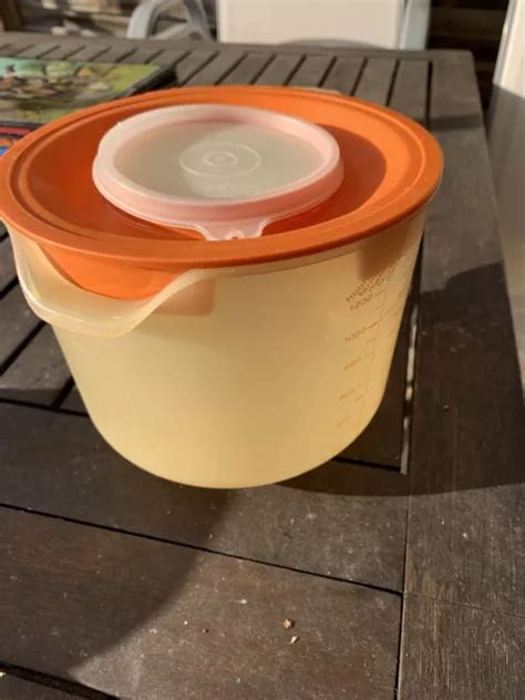 TUPPERWARE PICHET GRADUÉ de 1 2 L vintage EUR 10 00 PicClick FR